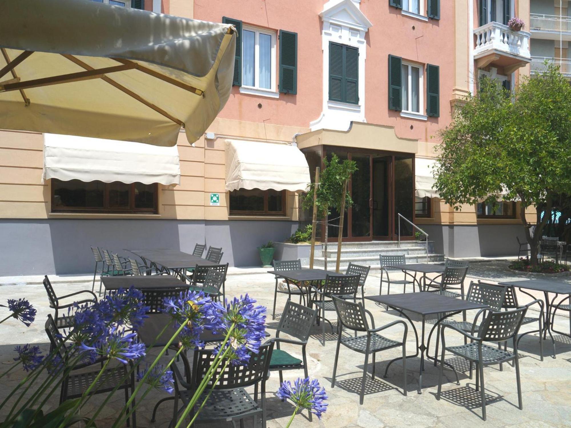 Hotel Flora Celle Ligure